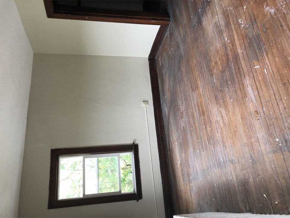 1113 Pennsylvania St-Unit -1 in Gary, IN - Building Photo