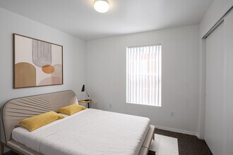 Aspen Ridge in Albuquerque, NM - Building Photo - Building Photo