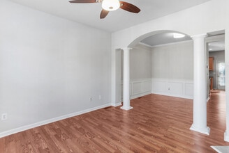 1814 Dunrobin Dr SE in Smyrna, GA - Building Photo - Building Photo