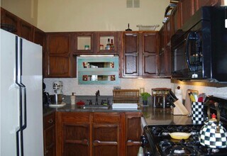 917 S Aiken Ave in Pittsburgh, PA - Building Photo - Building Photo