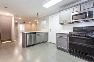 763 S 15th St, Unit 1 in Philadelphia, PA - Building Photo - Building Photo