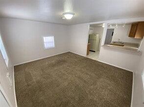 310 E Spruce St in Rawlins, WY - Building Photo - Building Photo