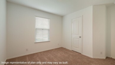 935 Empress Brilliant in San Antonio, TX - Building Photo - Building Photo