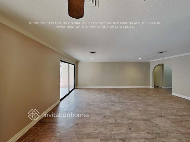 2250 Horse Creek Cir in Henderson, NV - Foto de edificio - Building Photo