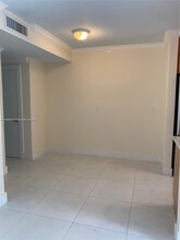 95 Edgewater Dr in Coral Gables, FL - Building Photo - Building Photo