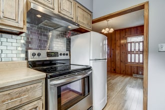 828 S MacArthur Blvd in Springfield, IL - Building Photo - Building Photo
