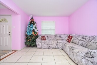 7926 Westington Ln in Houston, TX - Building Photo - Building Photo