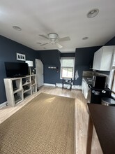 219 6th St in Wilmette, IL - Building Photo - Building Photo