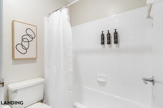 1000 Palm Pl Dr NE, Unit 1135 in Palm Bay, FL - Building Photo - Building Photo