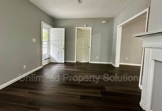 1109 Fanning St in Wilmington, NC - Building Photo - Building Photo