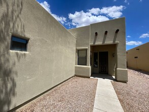 1045 Barnes Dr in Sierra Vista, AZ - Building Photo - Building Photo