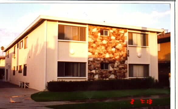 429 N Stoneman Ave in Alhambra, CA - Building Photo - Building Photo