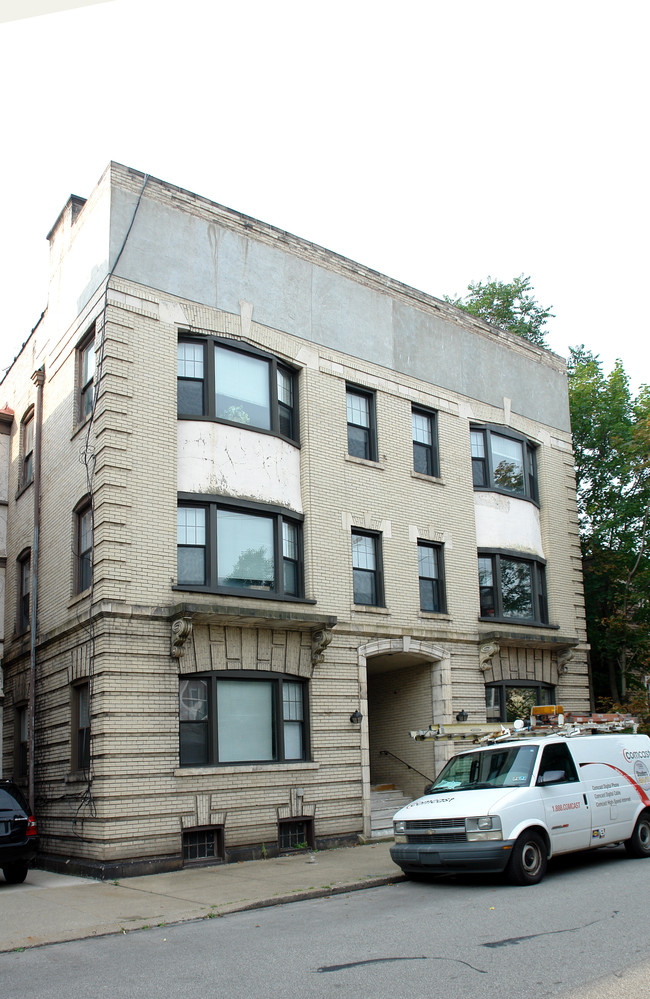 5732-5734 Kentucky Ave in Pittsburgh, PA - Building Photo - Building Photo