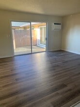 Saddle Butte Duplexes in Winchester, OR - Foto de edificio - Building Photo