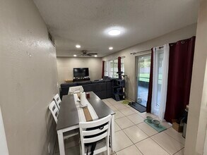 5860 Mattox St in Orlando, FL - Building Photo - Building Photo