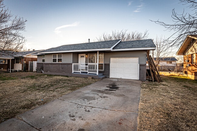 1632 NW 48th St in Lawton, OK - Building Photo - Building Photo