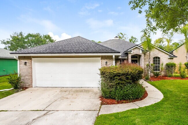 1775 Glen Laurel Dr