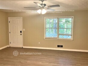 422 Indian Creek Dr in Powder Springs, GA - Building Photo - Building Photo