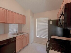 1573 Palmstone Dr in Apopka, FL - Building Photo - Building Photo