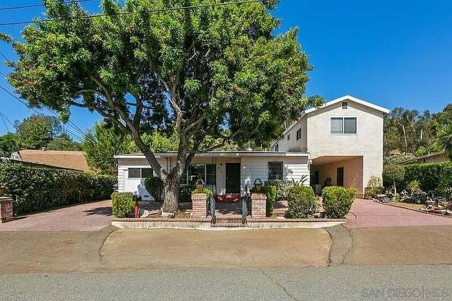 property at 4138 Citradora Dr