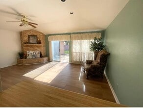 2726 Old Fort Rd in Sugar Land, TX - Building Photo - Building Photo