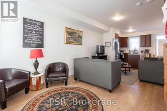 9 Stately Dr in Wasaga Beach, ON - Building Photo - Building Photo