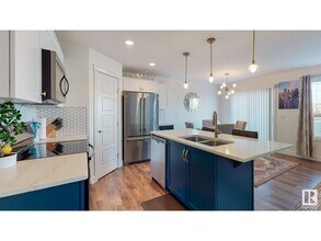 6859 Evans Wynd NW in Edmonton, AB - Building Photo - Building Photo