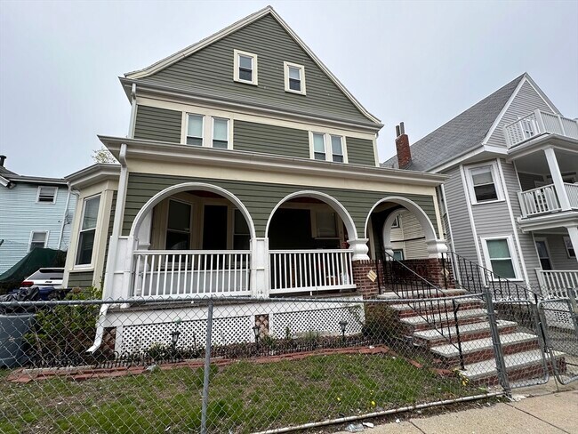 4 Intervale St in Boston, MA - Building Photo - Building Photo