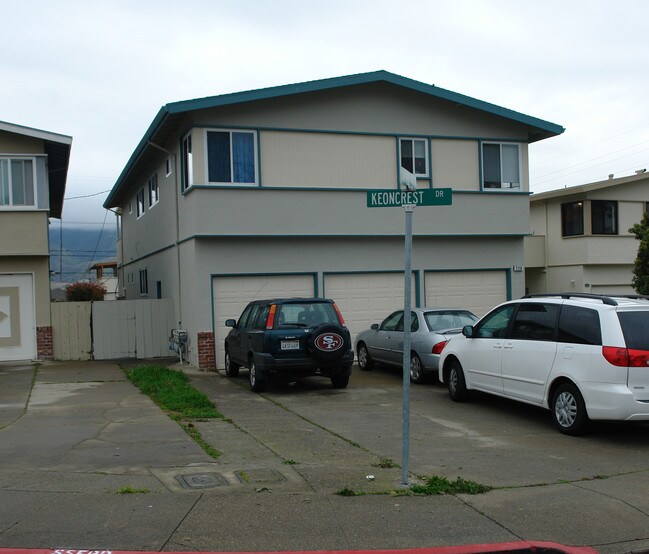 228 San Felipe Ave in South San Francisco, CA - Building Photo - Building Photo