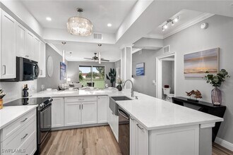 2710 Cypress Trace Cir in Naples, FL - Building Photo - Building Photo