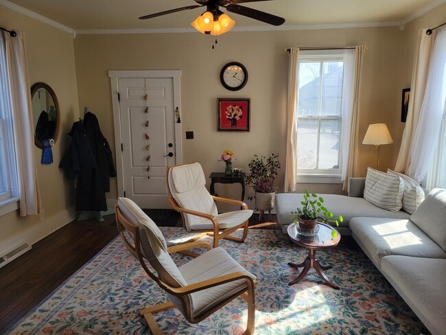 420 St John St in Lewisburg, PA - Building Photo - Building Photo