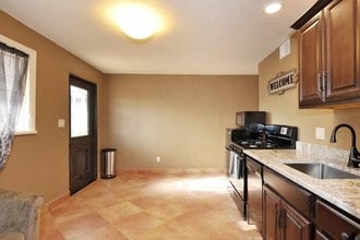 1506 Agua Fria St in Santa Fe, NM - Building Photo - Building Photo