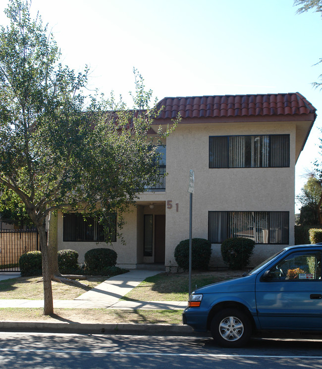 51 Allen Ave in Pasadena, CA - Foto de edificio - Building Photo