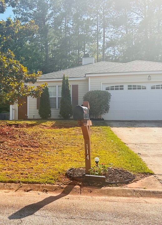 114 Autumn Woods Dr in Irmo, SC - Foto de edificio