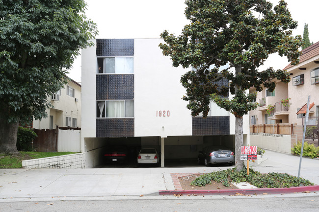 1920 Glendon Ave in Los Angeles, CA - Building Photo - Building Photo