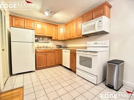 39 Englewood Ave in Boston, MA - Building Photo