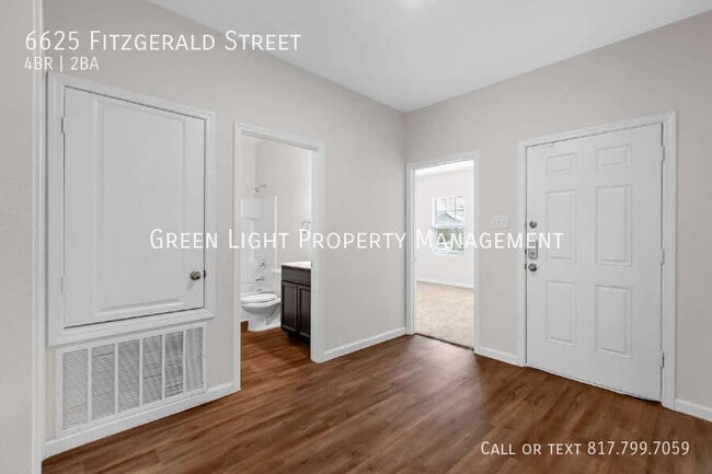 6625 Fitzgerald St in Fort Worth, TX - Building Photo - Building Photo