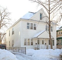 694-696 Burr St in St. Paul, MN - Building Photo