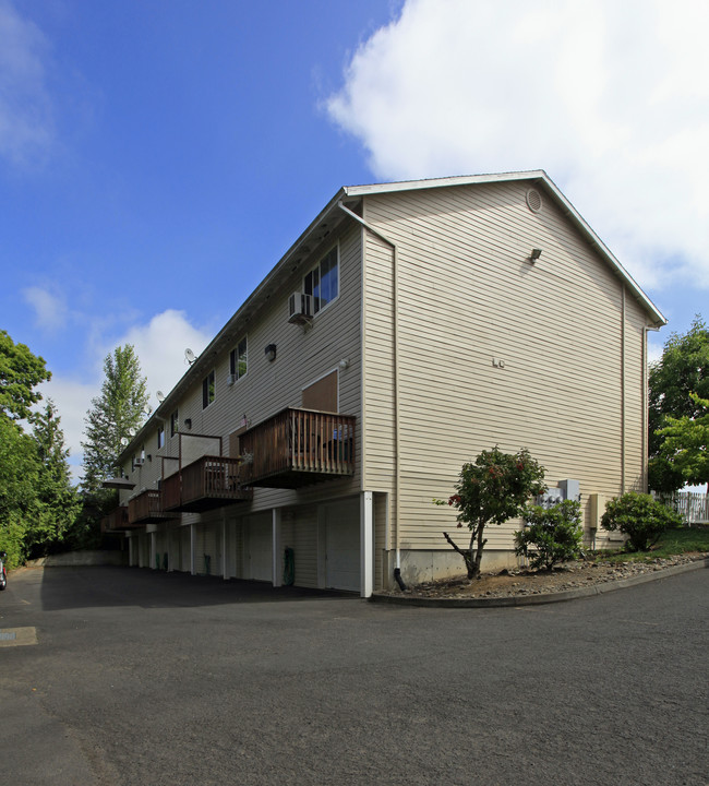 3001-3029 S Troutdale Rd in Troutdale, OR - Building Photo - Building Photo