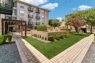 Residences at the Domain in Austin, TX - Building Photo - Building Photo