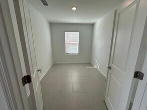 5636 Lemon Grass St in Clermont, FL - Building Photo - Building Photo