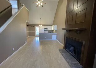 1603 Green Valley Cir in Manhattan, KS - Building Photo - Building Photo