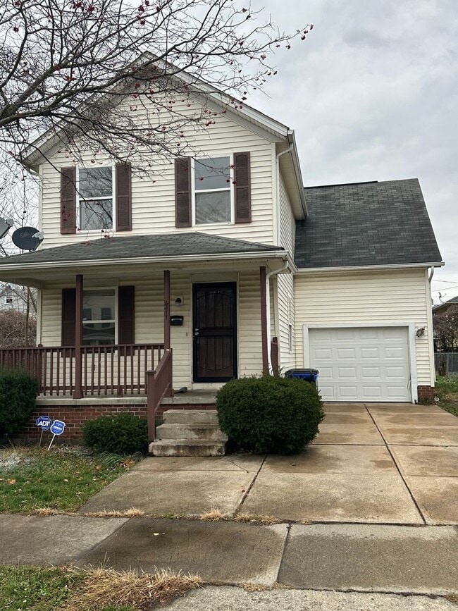 property at 471 E 117th St