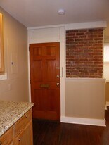 106 9th St SE in Washington, DC - Building Photo