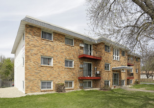 Terrace Manor in Spring Lake Park, MN - Building Photo - Building Photo