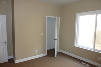 1155 W 36th St in Los Angeles, CA - Building Photo - Building Photo