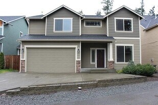 17312 20th Ave E in Spanaway, WA - Building Photo