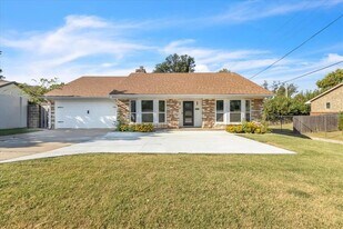 1301 NW 63rd St in Nichols Hills, OK - Building Photo