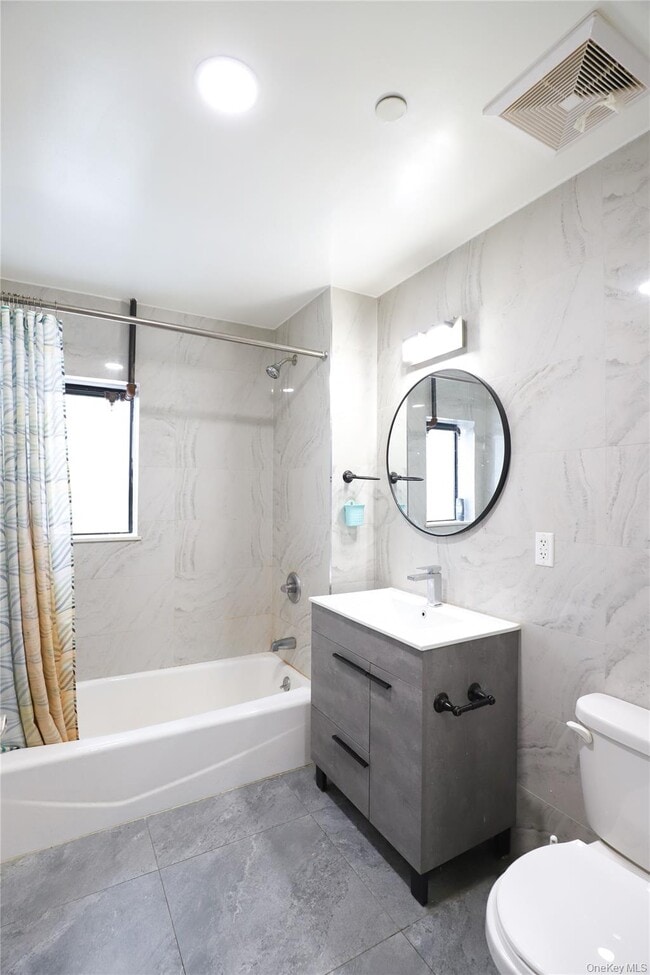 42-61-61 Saull St in Queens, NY - Building Photo - Building Photo