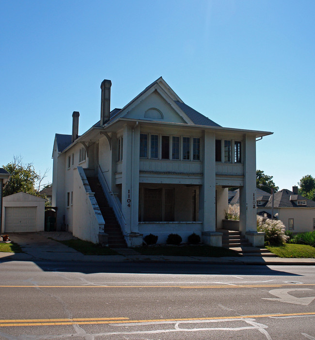 1102-1104 N Limestone St in Springfield, OH - Foto de edificio - Building Photo